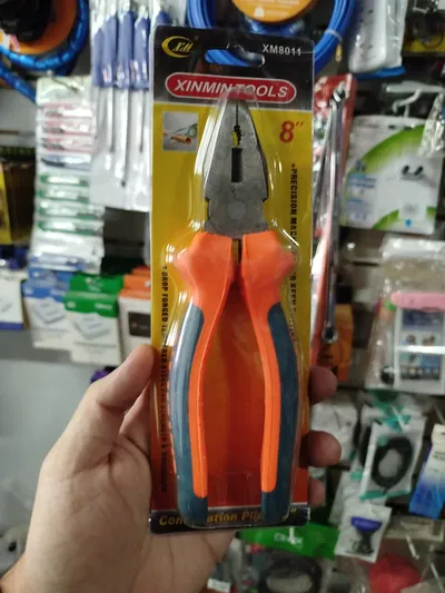 Pinza universal de 8 pulgadas