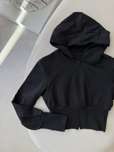 Campera crop frisada