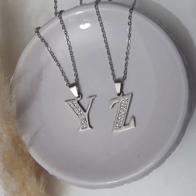 Collar Inicial (strass)