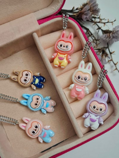 Collar Labubu