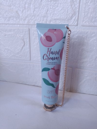 Crema grande para manos 