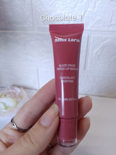Sérum labial con color Glaze Craze