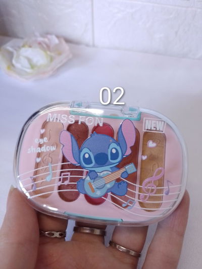 Sombra de ojos Stitch