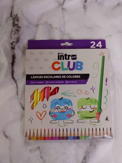 Lápices de colores Intro club