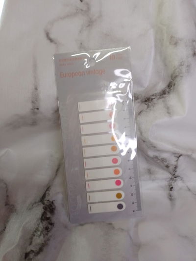 Notas adhesivas con regla