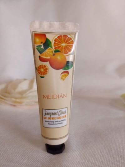 Crema para manos con fragancia 