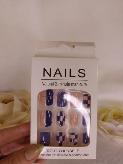 Uñas postizas 