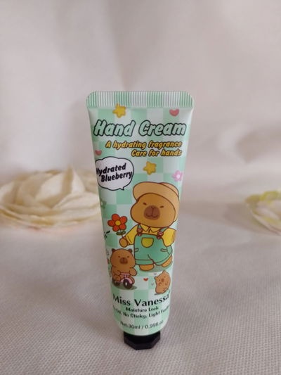 Crema de manos hidratante con fragancia 