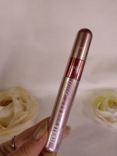 Mascara de pestañas 2 en 1 Mely beauty