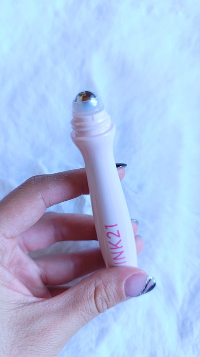 Corrector Pink 21 Roll On aplicador de metal x1
