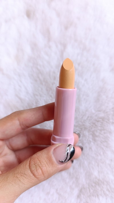 Corrector de Ojeras en barra Rimera Quince x1