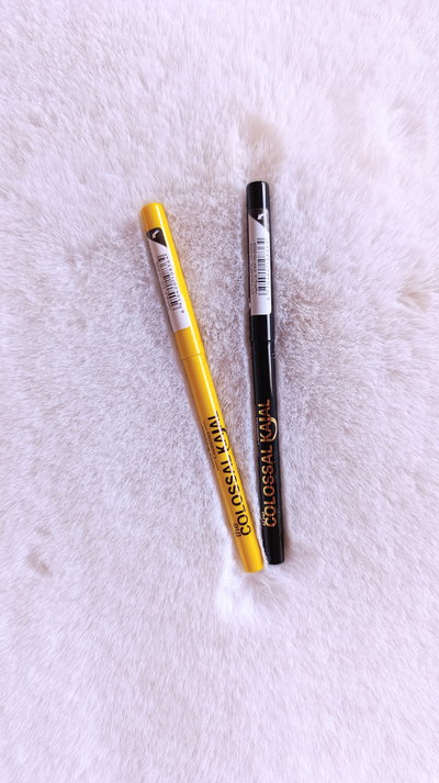 Delineador retractil Milai Kajal x1
