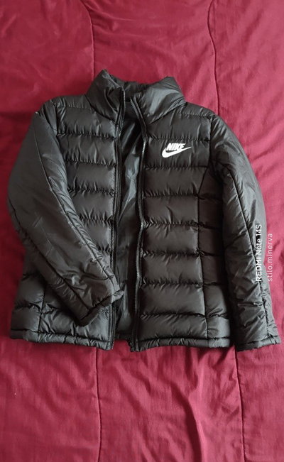 Campera de abrigo negra Talle 2