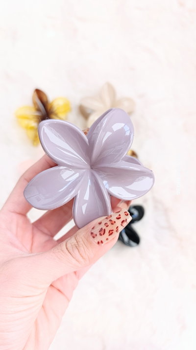 Broche Hawaiano marrones x1