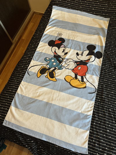 TOALLON ANIMADO MINNIE & MICKEY 73x150
