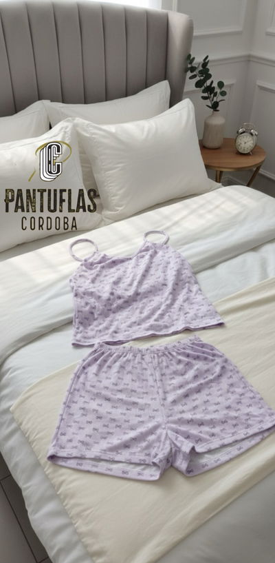 PIJAMA CORTO ADULTO MUSCULOSA MORLEY MOÑO FONDO LILA