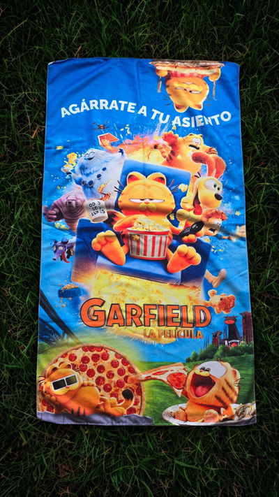 TOALLON ANIMADO GARFIELD 73x150