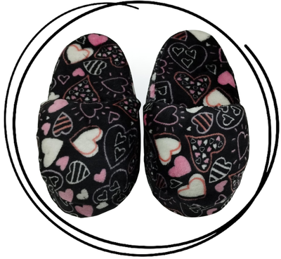 Pantuflon animado premium NEGRO VARIOS CORAZONES