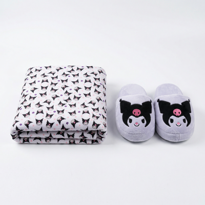 Manta Soft Premium + Pantuflas a Juego KUROMI (Diseños Exclusivos PC)