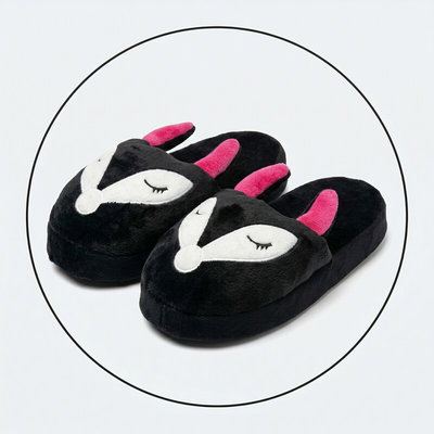 Pantuflon animado premium Zorrito negro