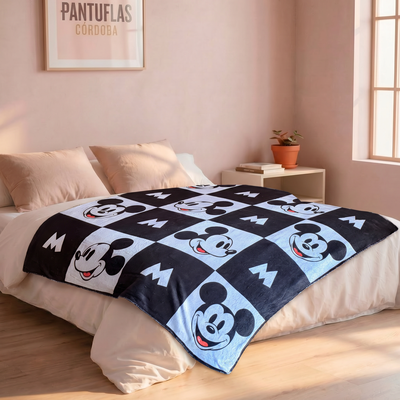 MANTA MICKEY CUADROS B y N 150x150 [POLAR SOFT]
