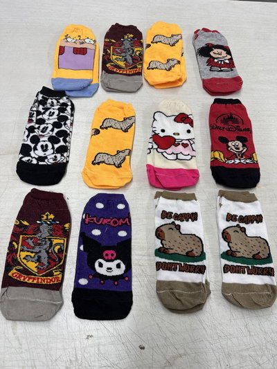Docena de soquetes bordados premium