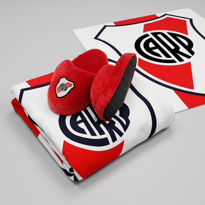 Set Manta Soft Premium + Pantuflas a Juego RIVER  (Diseños Exclusivos PC)