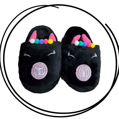 Pantuflon animado premium Llamita