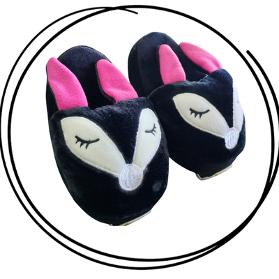 Pantuflon animado premium Zorrito negro