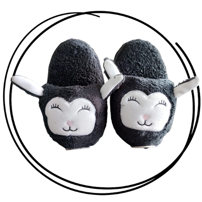 Pantuflon animado premium negra ovejita