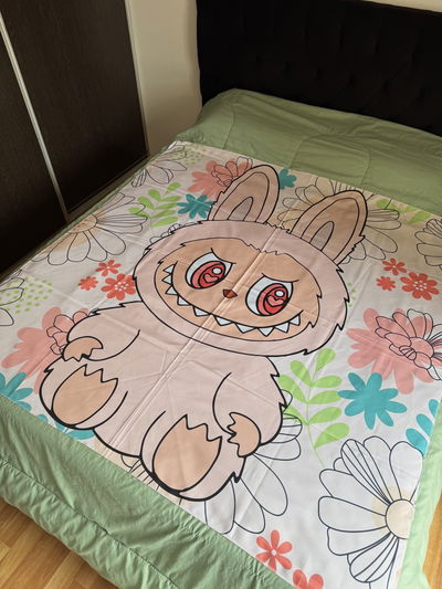 LONA PLAYERA LABUBU FLORCITAS 150x150