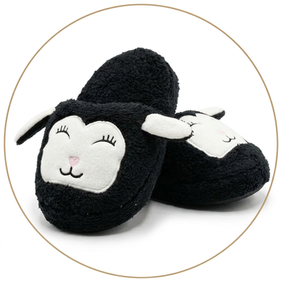 Pantuflon animado premium negra ovejita