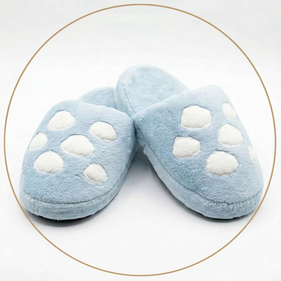 Pantuflon animado premium nubes