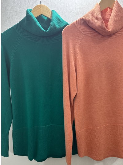 Sweaters cuello polera caída 