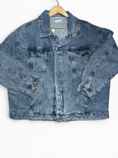 Campera de Jeans Rígida Over