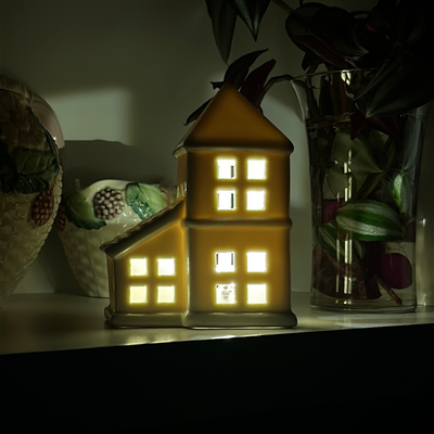 Casita de cerámica con iluminación LED
