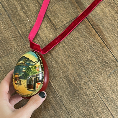 Huevo decorativo de madera ruso  pintado a mano
