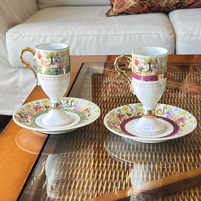 Duo de Tazas de cafe de porcelana Royal Vienna 1455 de colección (precio total)