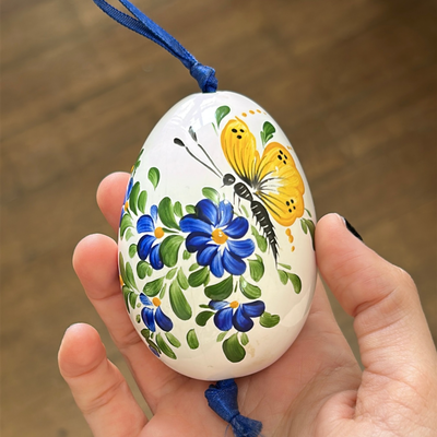 Huevo decorativo de cerámica