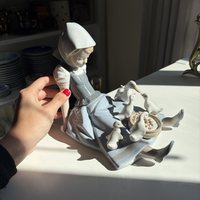 Lladro My Hungry Brood