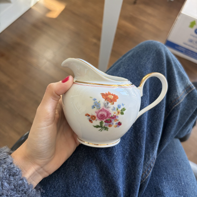 Lechera de porcelana alemana 