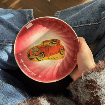 Plato holandés Audi tipo R