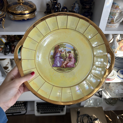 Plato alemán con manija