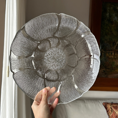 Plato mediano de vidrio vintage 1990 prensado transparente  Arcoroc Fleur