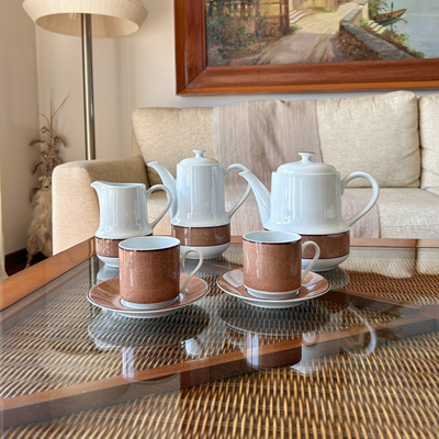 Juego de té, cafetera, lechera