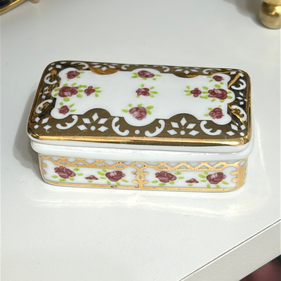 Alhajero con tapa movible 