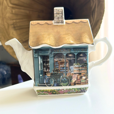 Tetera Sadler Village Store