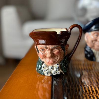 Jarra inglesa Royal Doulton Old Charley 