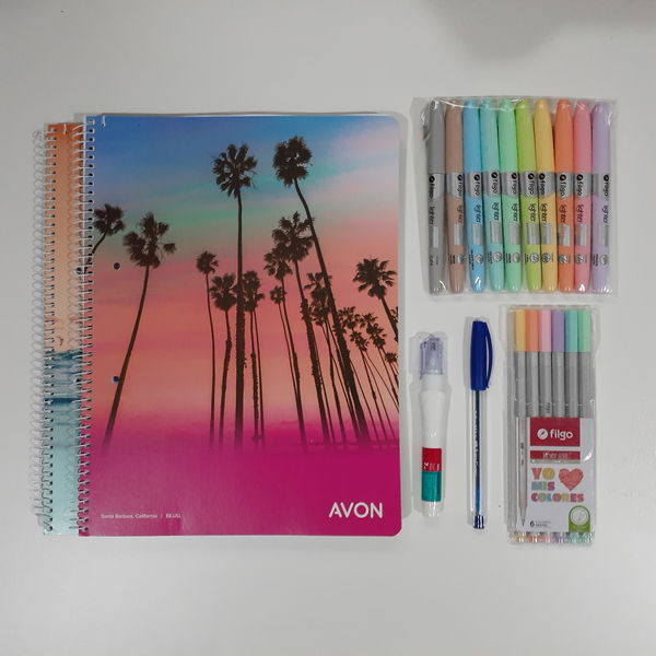 Combo universitaria Pastel