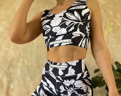 T o p • black n’ white || tela pesada 